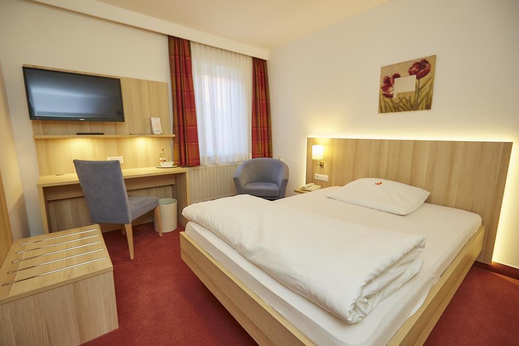 Hotel Roessle Trochtelfingen Dış mekan fotoğraf